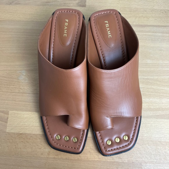 Frame Le Beachwood Leather Slide Sandal Heel‎ in Tobacco Brown - Picture 4 of 12